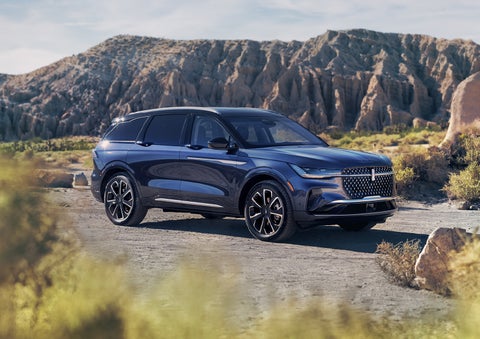 A 2024 Lincoln Nautilus® SUV is parked in a desert national park. | Dave Sinclair Lincoln St. Peters in Saint Peters MO