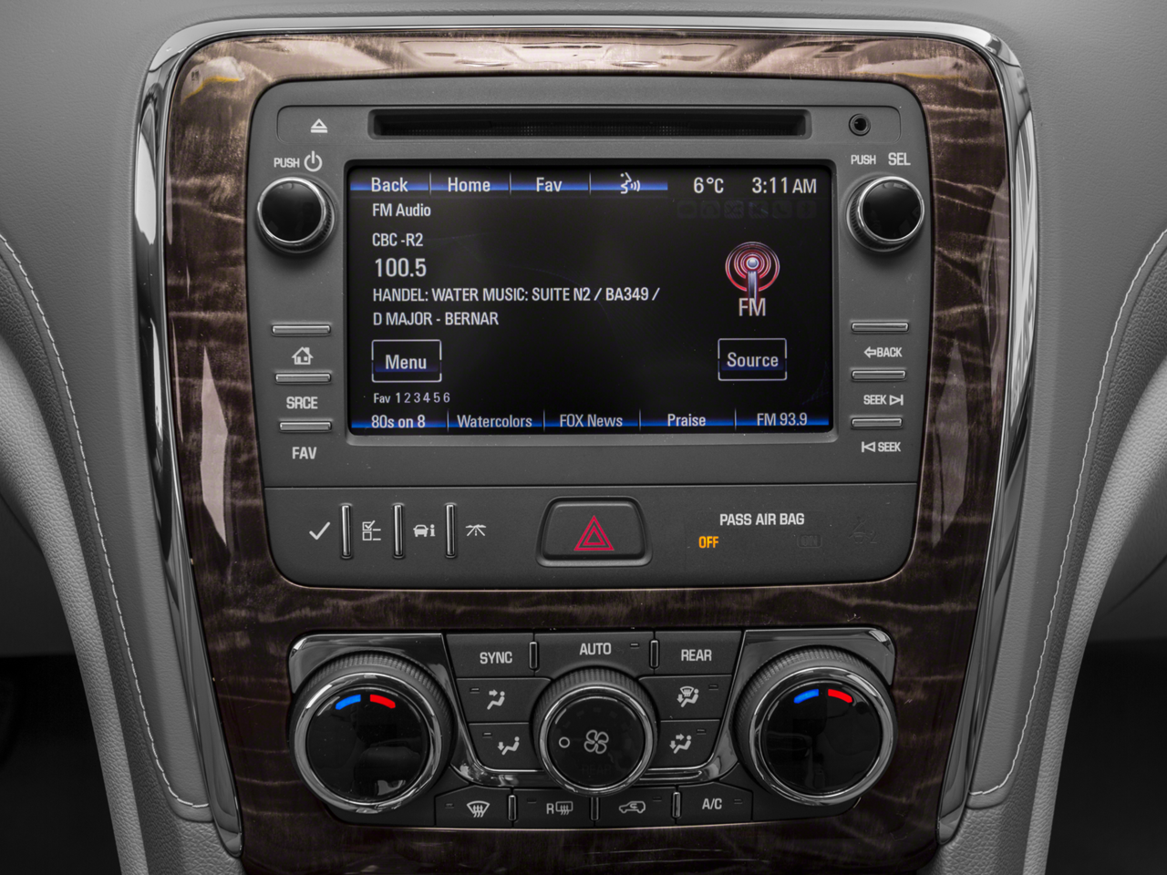 2017 Buick Enclave FWD 4dr Leather