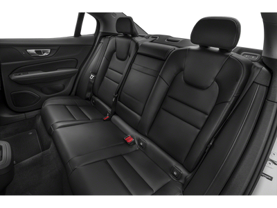 2022 Volvo S60 B5 FWD Momentum