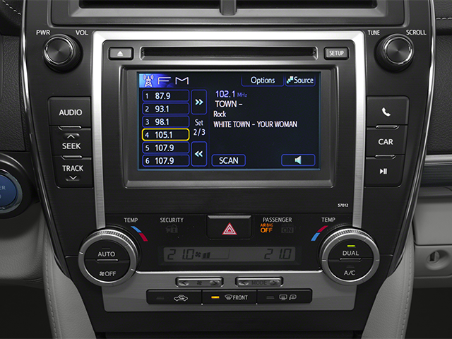 2013 Toyota Camry Hybrid 4dr Sdn LE