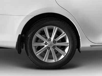 2013 Toyota Camry Hybrid 4dr Sdn LE