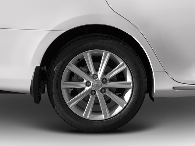 2013 Toyota Camry Hybrid 4dr Sdn LE