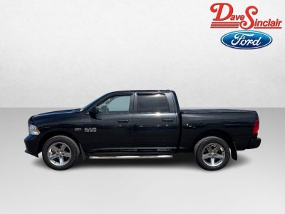 2015 RAM 1500 4WD Crew Cab 140.5" Express