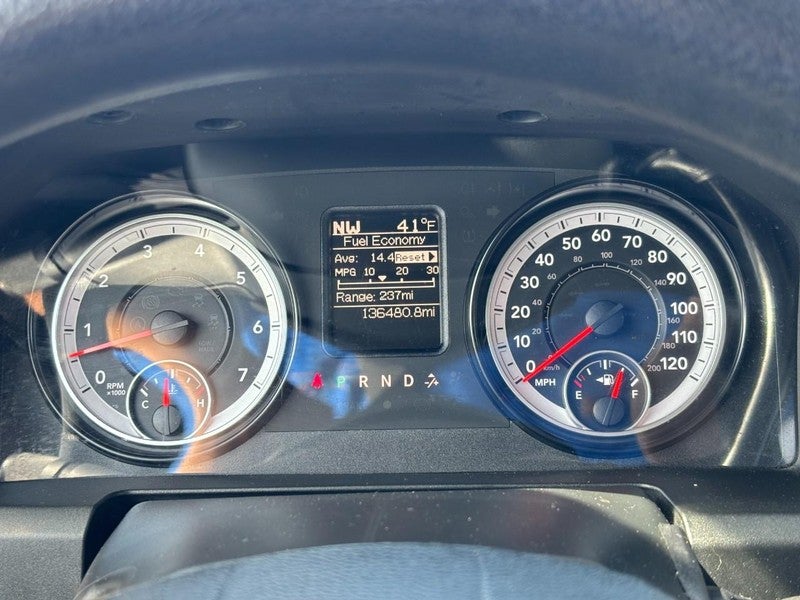 2015 RAM 1500 4WD Crew Cab 140.5" Express