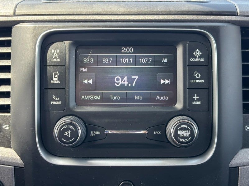 2015 RAM 1500 4WD Crew Cab 140.5" Express