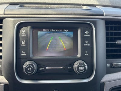 2015 RAM 1500 4WD Crew Cab 140.5" Express