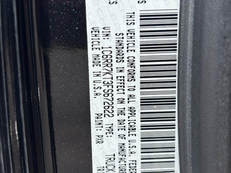 2015 RAM 1500 4WD Crew Cab 140.5" Express