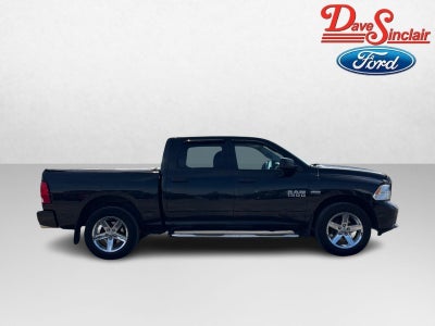 2015 RAM 1500 4WD Crew Cab 140.5" Express