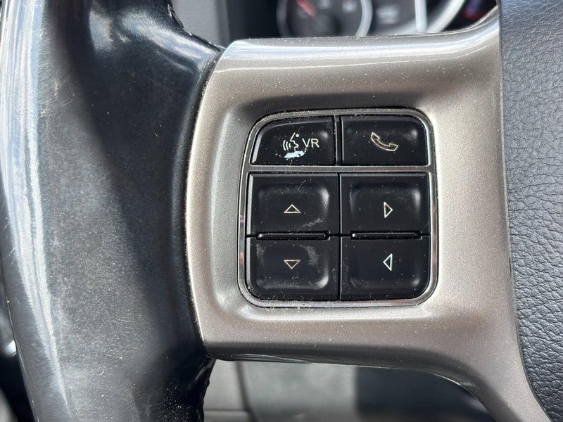 2016 RAM 1500 4WD Crew Cab 140.5" Laramie