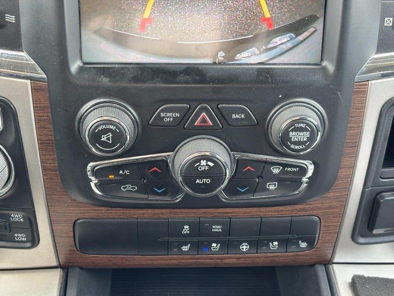 2016 RAM 1500 4WD Crew Cab 140.5" Laramie