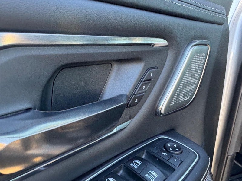 2020 RAM 1500 Limited 4x4 Crew Cab 5'7" Box