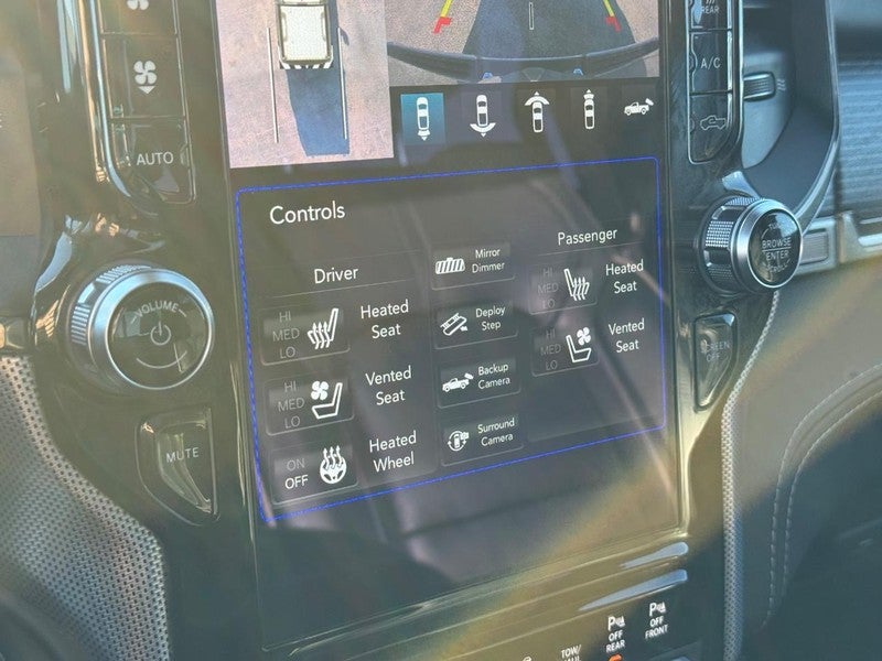 2020 RAM 1500 Limited 4x4 Crew Cab 5'7" Box