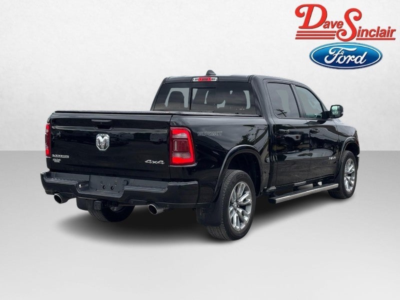 2020 RAM 1500 Laramie 4x4 Crew Cab 5'7" Box