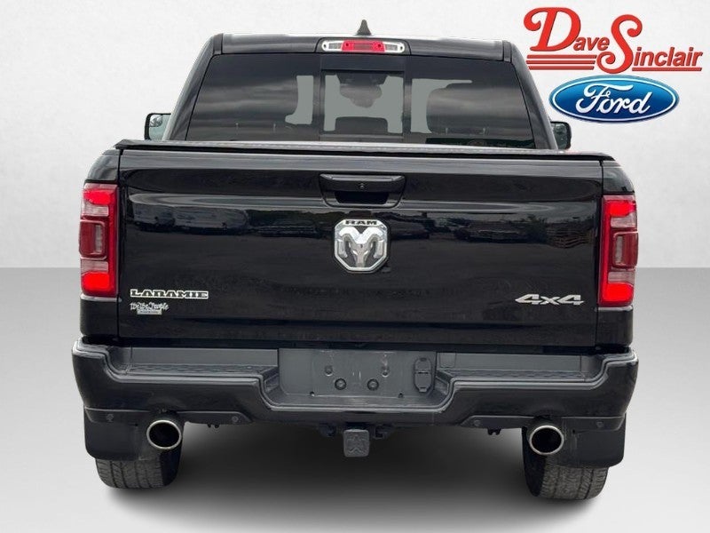 2020 RAM 1500 Laramie 4x4 Crew Cab 5'7" Box