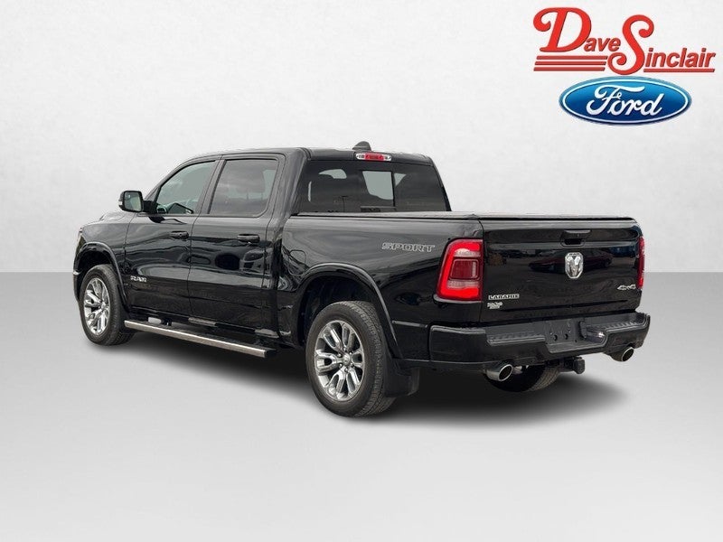 2020 RAM 1500 Laramie 4x4 Crew Cab 5'7" Box