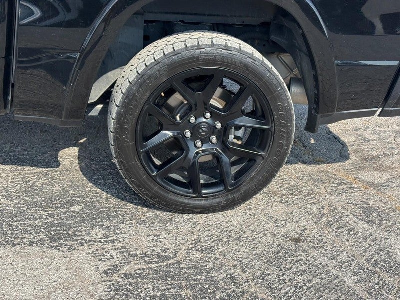 2021 RAM 1500 Laramie 4x4 Crew Cab 5'7" Box