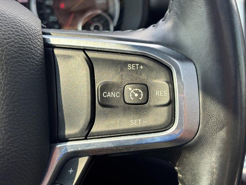 2021 RAM 1500 Laramie 4x4 Crew Cab 5'7" Box