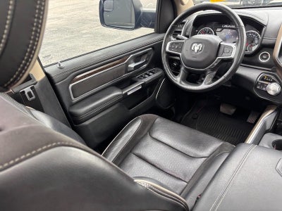 2020 RAM 1500 Laramie 4x4 Crew Cab 5'7" Box