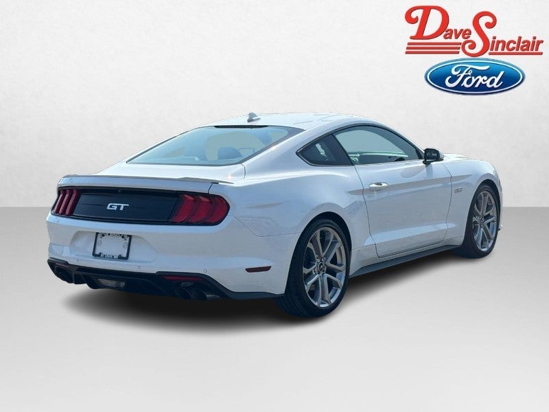 2022 Ford Mustang GT Premium Fastback