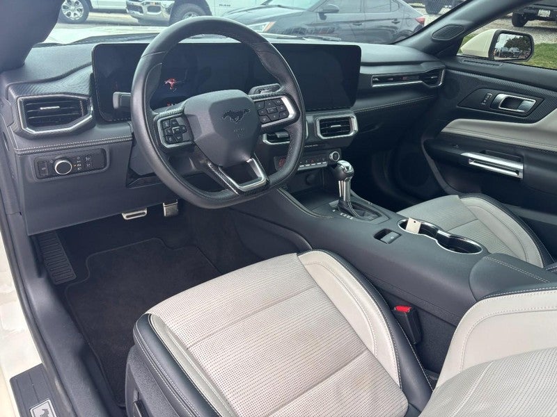 2025 Ford Mustang GT Premium Fastback