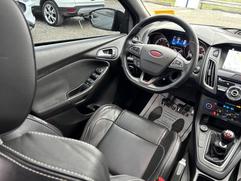 2016 Ford Focus 5dr HB ST