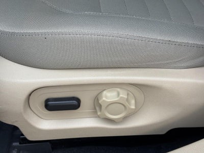 2017 Ford Taurus SE FWD