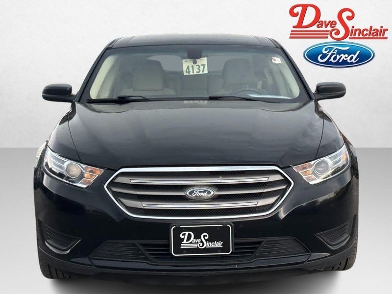 2017 Ford Taurus SE FWD