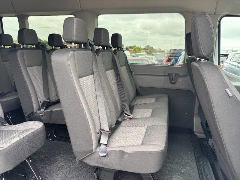 2025 Ford Transit Passenger Wagon T-350 148" Med Roof XL RWD