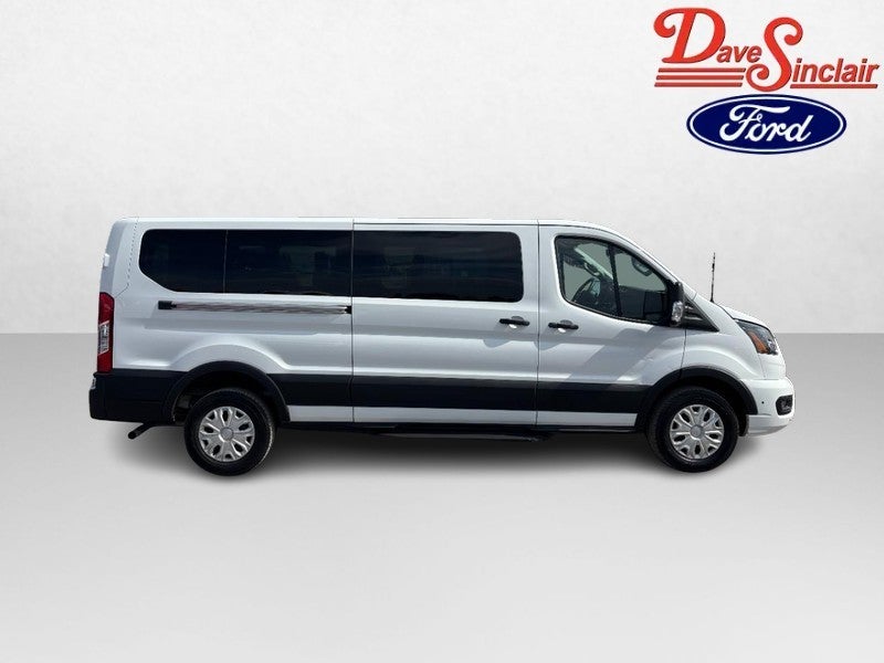 2025 Ford Transit Passenger Wagon T-350 148" Low Roof XLT RWD
