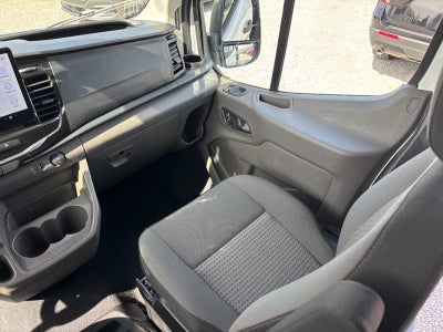 2024 Ford Transit Passenger Wagon T-350 148" Low Roof XLT RWD