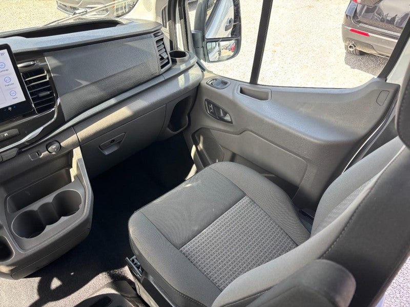 2024 Ford Transit Passenger Wagon T-350 148" Low Roof XLT RWD