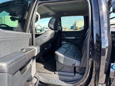 2025 Ford Super Duty F-350 DRW LARIAT 4WD Crew Cab 179" WB 60" CA