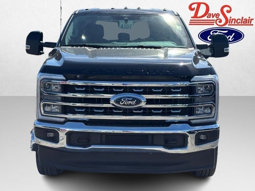 2025 Ford Super Duty F-350 DRW LARIAT 4WD Crew Cab 179" WB 60" CA