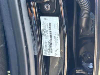 2025 Ford Super Duty F-350 DRW LARIAT 4WD Crew Cab 179" WB 60" CA