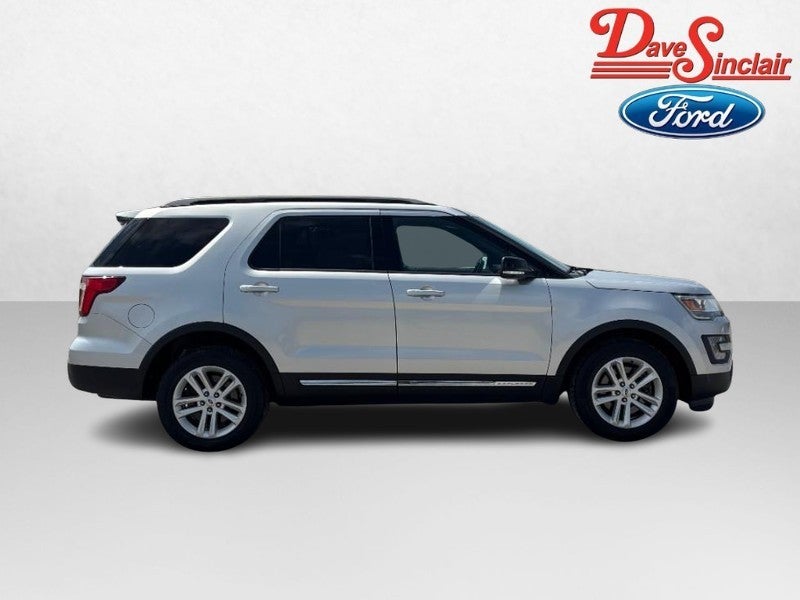 2016 Ford Explorer FWD 4dr XLT