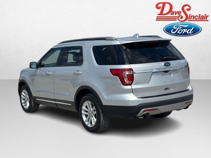 2016 Ford Explorer FWD 4dr XLT