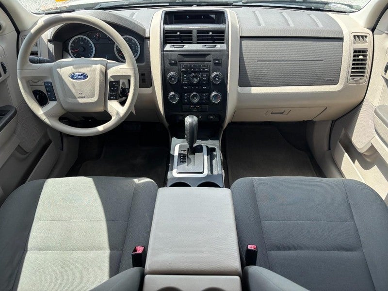 2011 Ford Escape FWD 4dr XLS