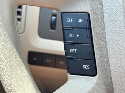 2011 Ford Escape FWD 4dr XLS