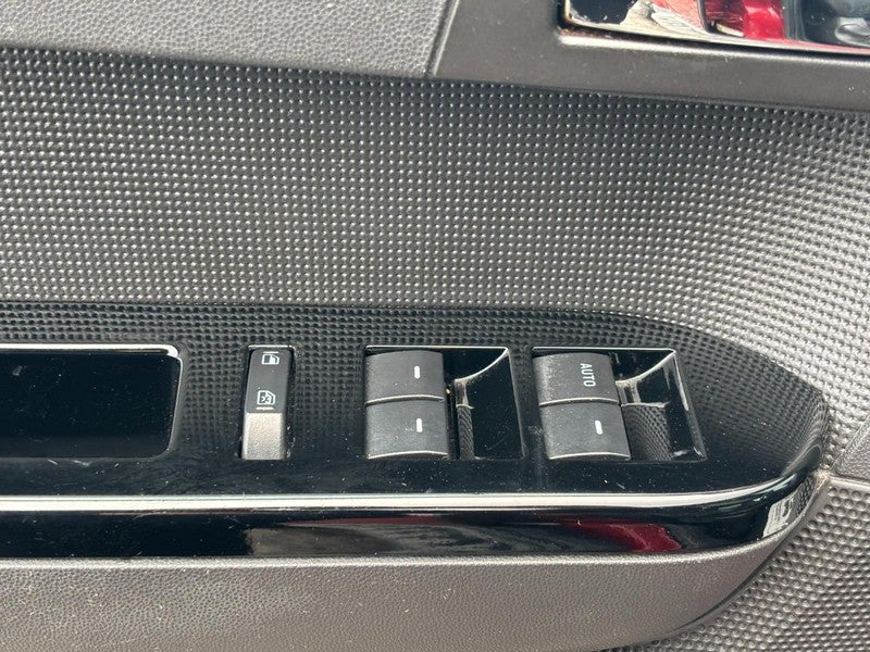 2011 Ford Escape FWD 4dr Limited