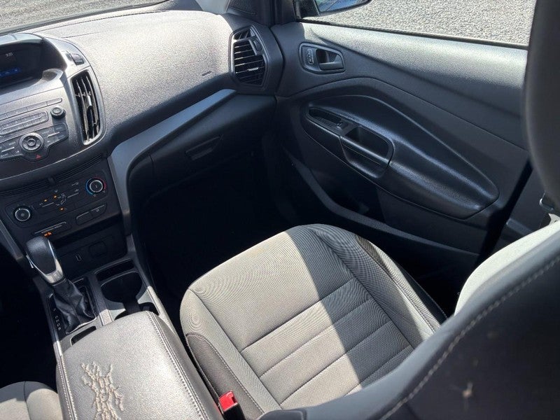 2019 Ford Escape S FWD