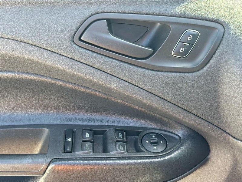 2019 Ford Escape S FWD
