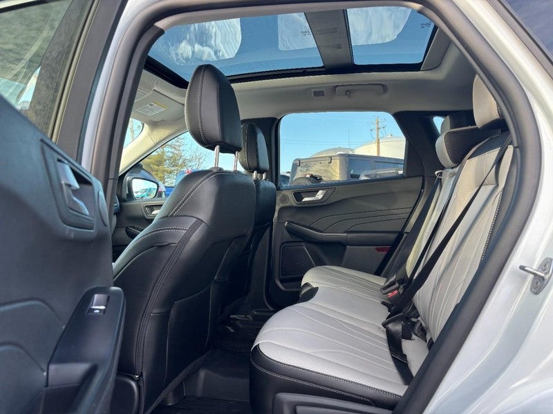 2025 Ford Escape Platinum FWD