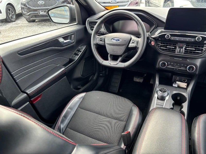 2025 Ford Escape ST-Line FWD