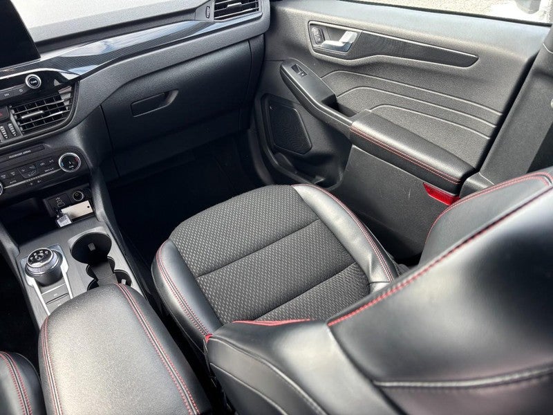 2025 Ford Escape ST-Line FWD