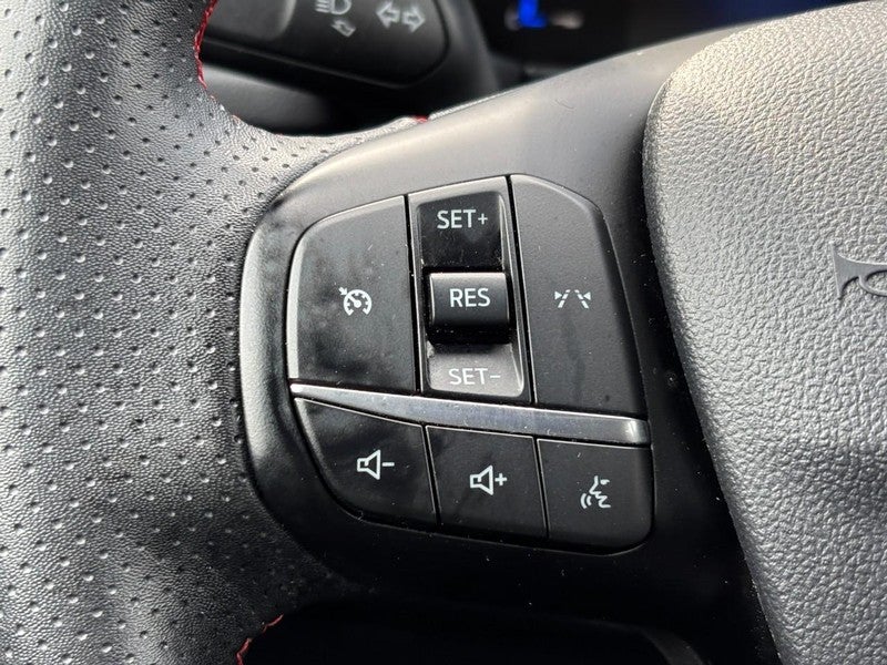 2025 Ford Escape ST-Line FWD