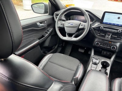2025 Ford Escape ST-Line FWD