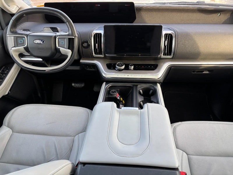 2025 Ford Expedition Max Platinum 4x4