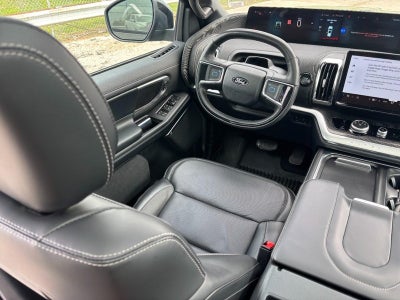 2025 Ford Expedition Max Platinum 4x4