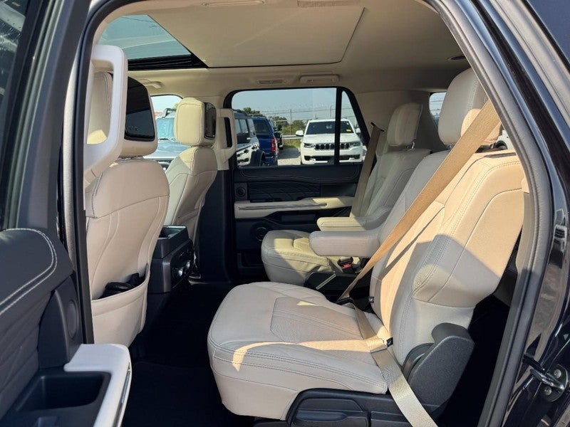 2022 Ford Expedition Max Platinum 4x4