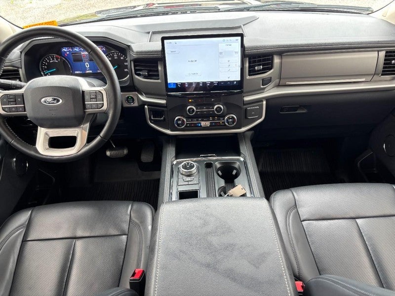 2024 Ford Expedition XLT 4x2